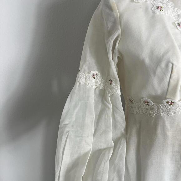 Vintage 1970's Wedding Dress White Pink Rose Details Prairie Cottage Modest - Picture 4 of 15